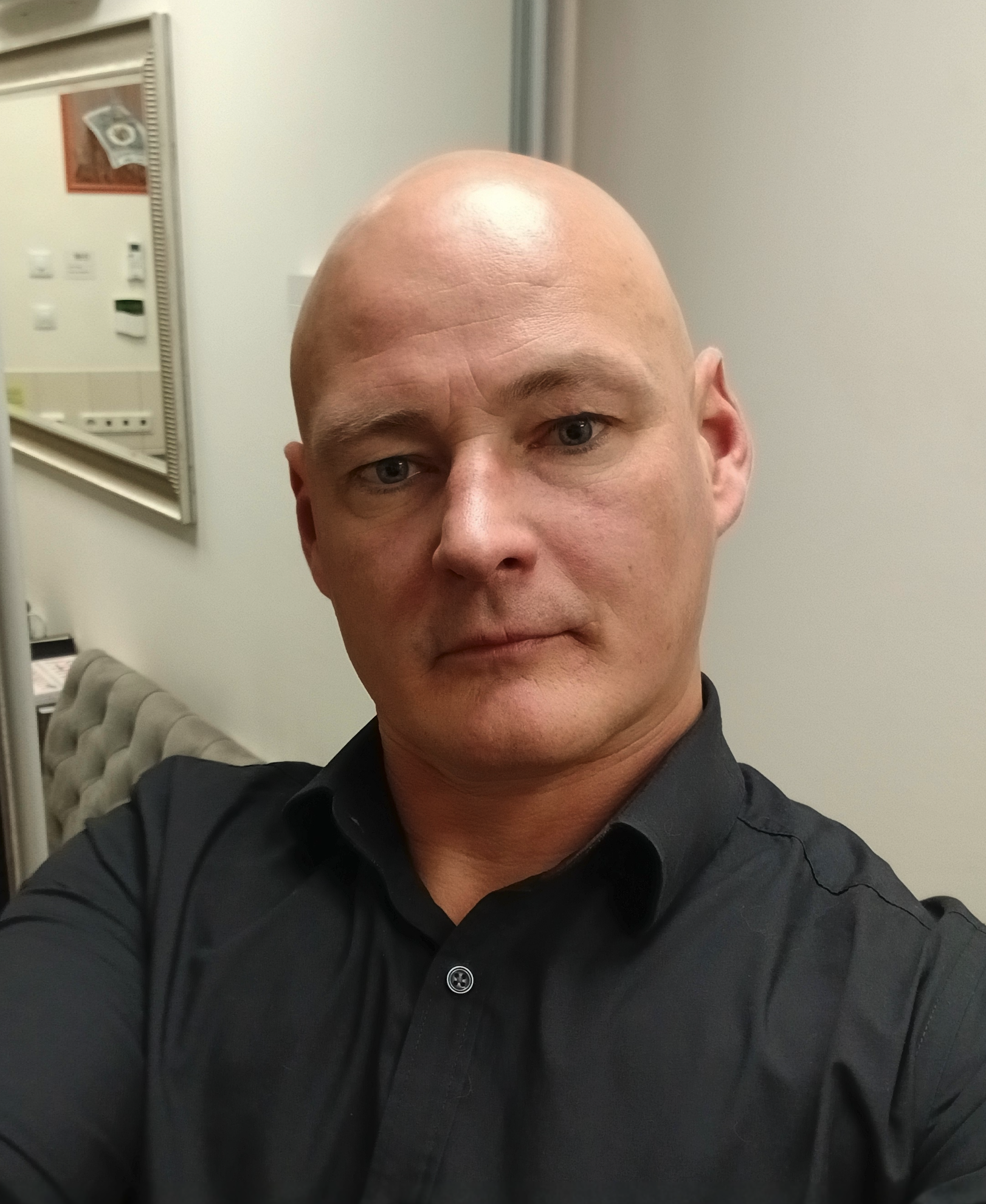 Антон Смирнов